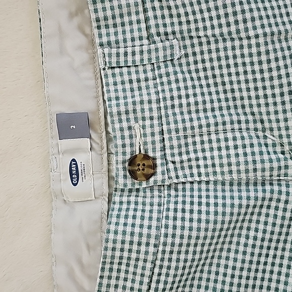 OLD NAVY | Set of Shorts, Black & White Ikat/ Blue & White Gingham - Picture 3 of 13